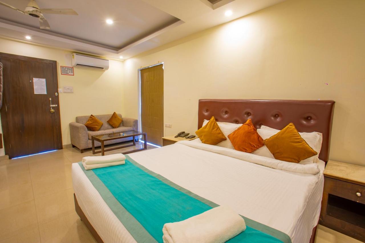 Nitya Resort, Калангут Экстерьер фото